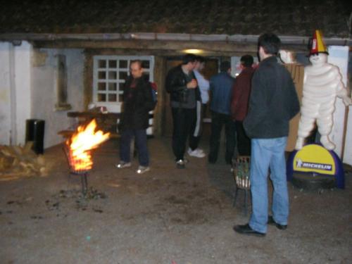 Feu de camp. - Bruxelles07_02.JPG